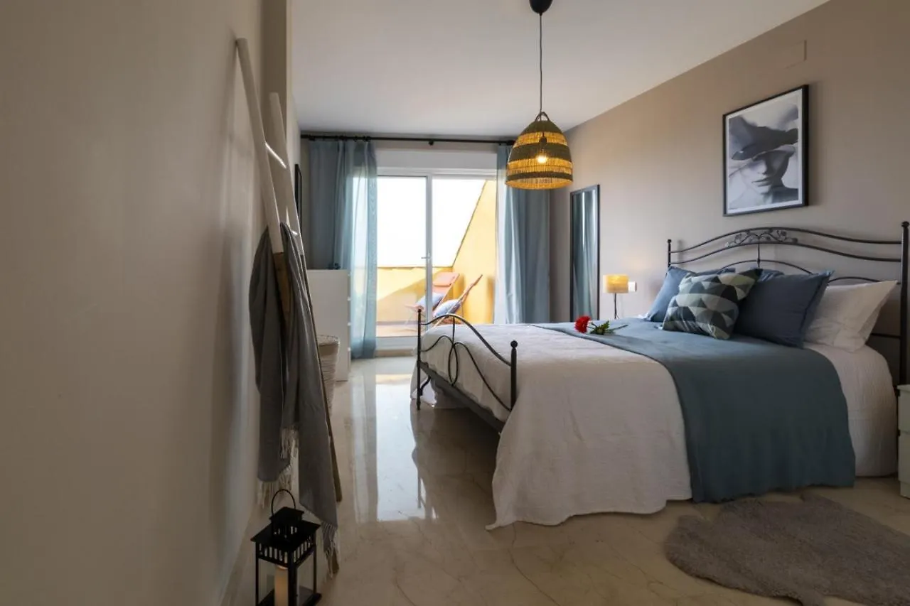 Casa Sol Duplex Penthouse, Pool, Bbq, Sauna, Gym Fuengirola Apartment
