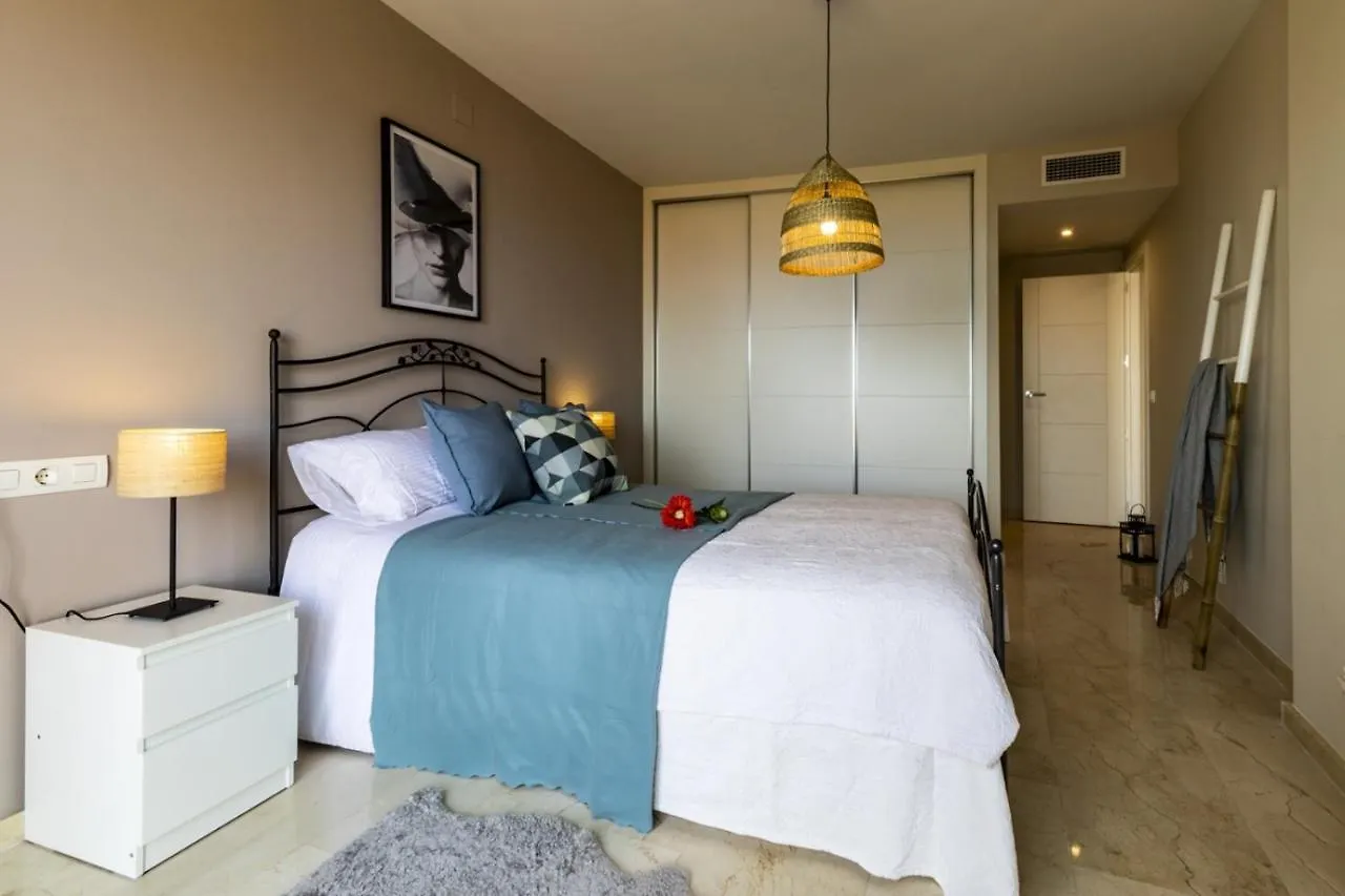Casa Sol Duplex Penthouse, Pool, Bbq, Sauna, Gym Fuengirola Apartment
